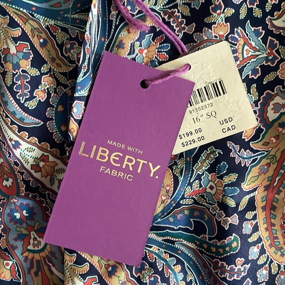 Anthropologie x Liberty London 16”x16” Silk Pillow Cover - Picture 2 of 6